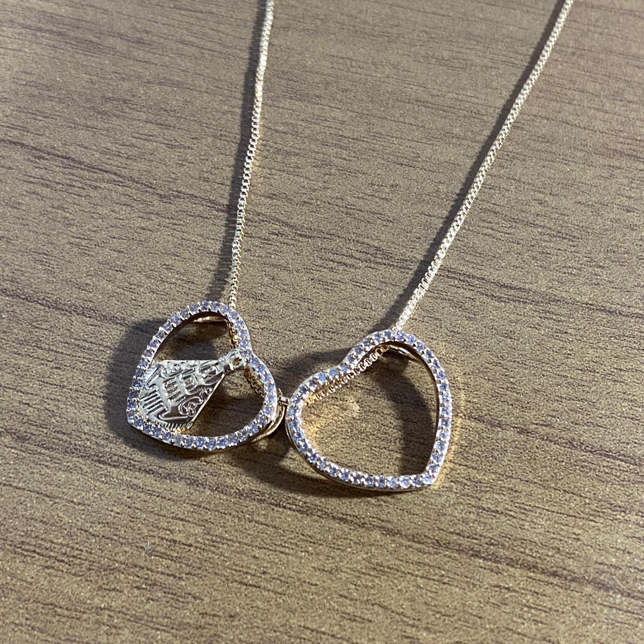 COLAR DOURADO NOSSA SENHORA APARECIDA E CORAÇÃO COM STRASS   (1 UNIDADE)