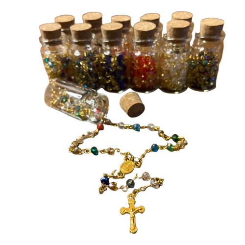 TERÇO CRISTAL NA GARRAFA NOSSA SENHORA APARECIDA CORES SORTIDAS 4MM DOURADO (12 UNIDADES)