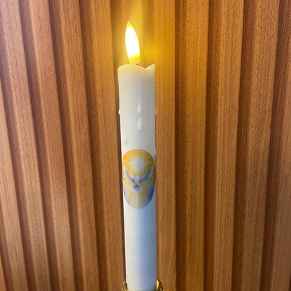 VELA ELETRÔNICA PALITO COM PEDESTAL DIVINO ESPÍRITO SANTO 25CM (1 UNIDADE)