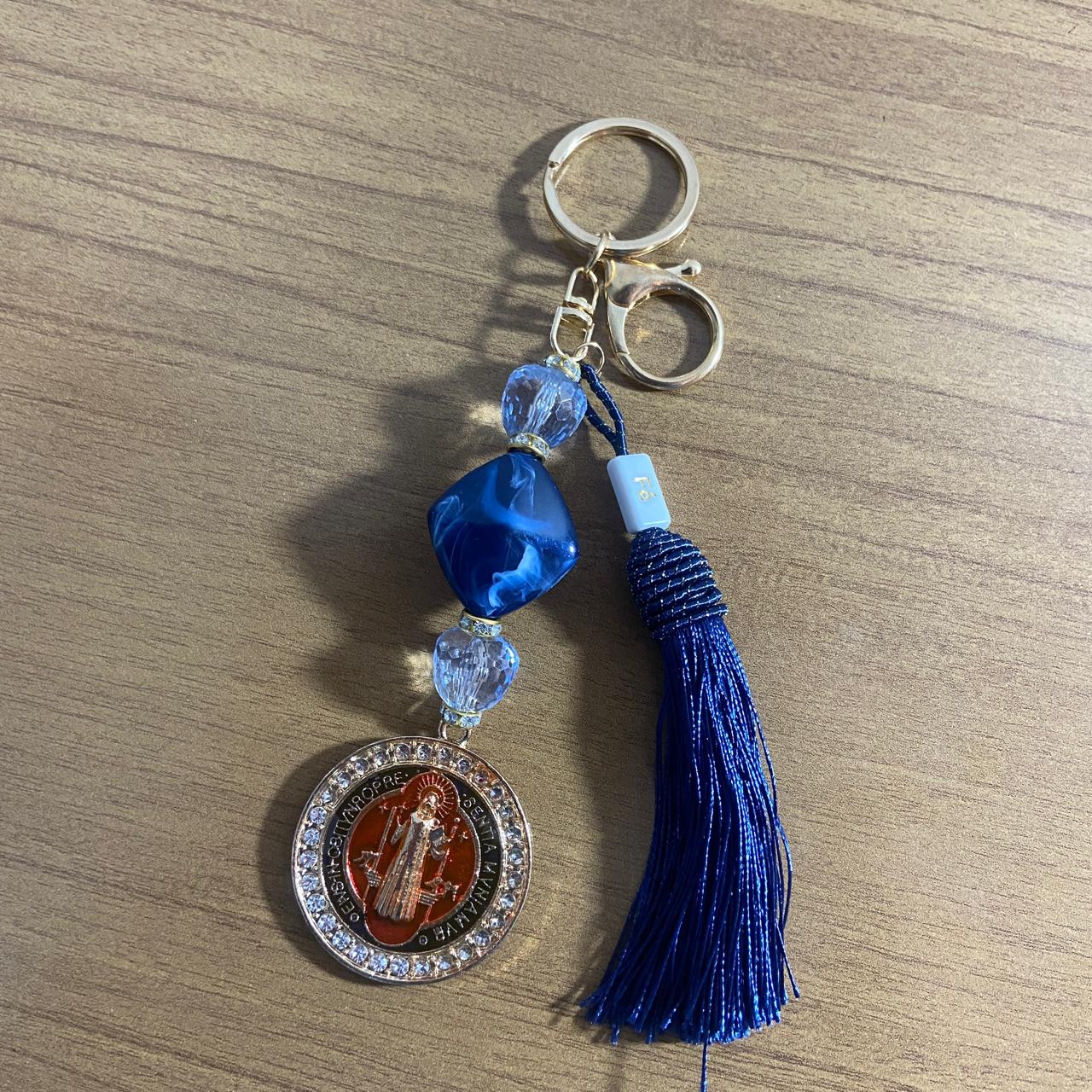 CHAVEIRO DE PEDRARIAS MEDALHA SÃO BENTO COM STRASS  (1 UNIDADE)