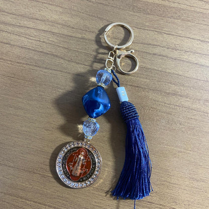 CHAVEIRO DE PEDRARIAS MEDALHA SÃO BENTO COM STRASS  (1 UNIDADE)