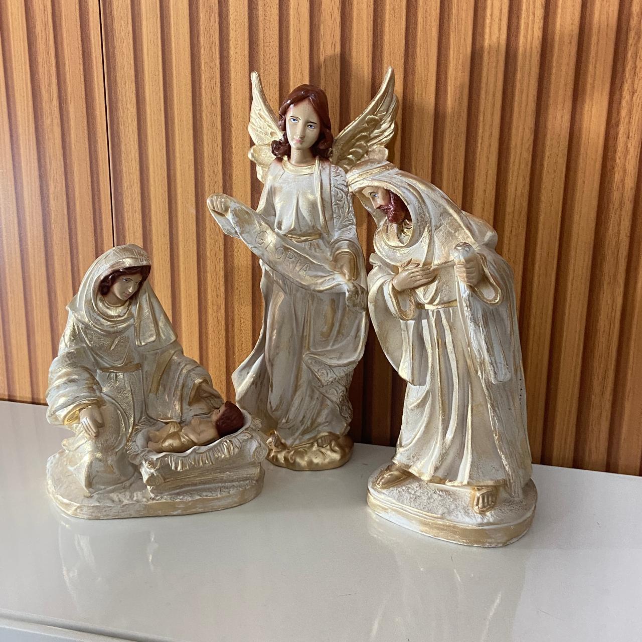 PRESÉPIO DE GESSO DOURADO 04 PEÇAS 30CM (1 UNIDADE)