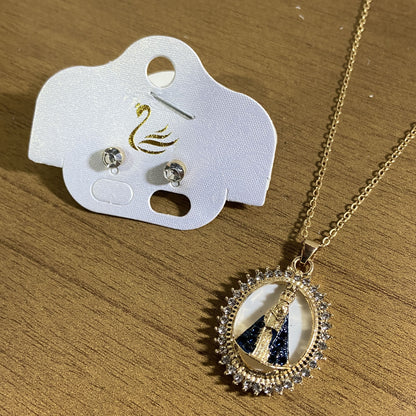 CORRENTE DOURADA COM BRINCO PONTA DE LUZ NOSSA SENHORA APARECIDA MOD 09  ( 1 UNIDADE)