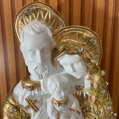 BUSTO DE GESSO SAGRADA FAMÍLIA BRANCO E DOURADO COM STRASS 29CM (1 UNIDADE)