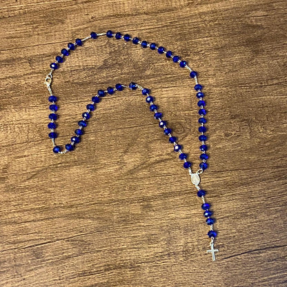 TERÇO CRISTAL NOSSA SENHORA APARECIDA AZUL 06MM  (3 UNIDADES)