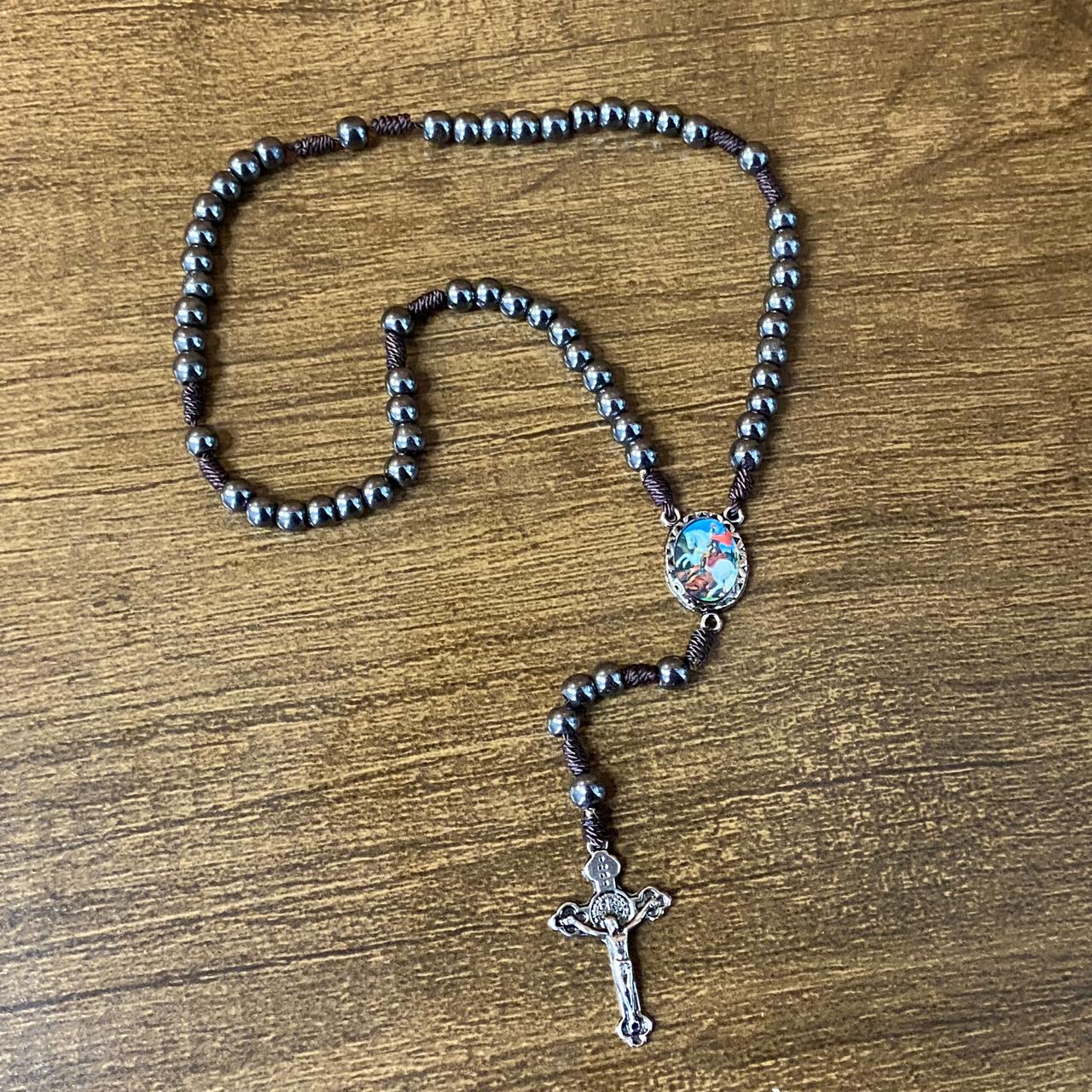 TERÇO DE HEMATITA SÃO JORGE 6MM (3 UNIDADES)