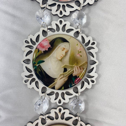 ADORNO TRIPLO REDONDO BRANCO SANTA RITA DE CÁSSIA 42CM (1 UNIDADE)