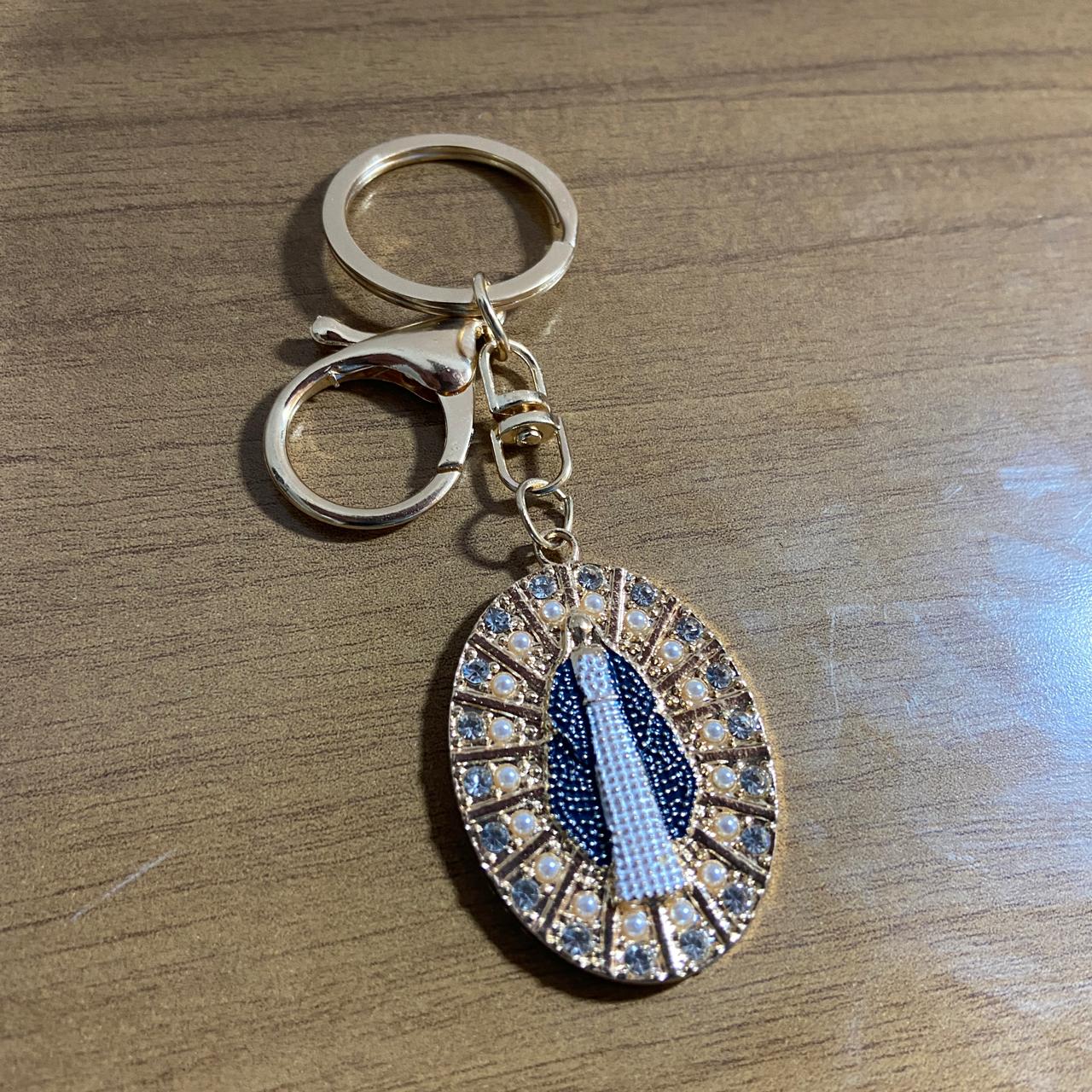 CHAVEIRO LUXO NOSSA SENHORA DAS GRAÇAS COM MOSQUETE MOD4 (6 UNIDADES)