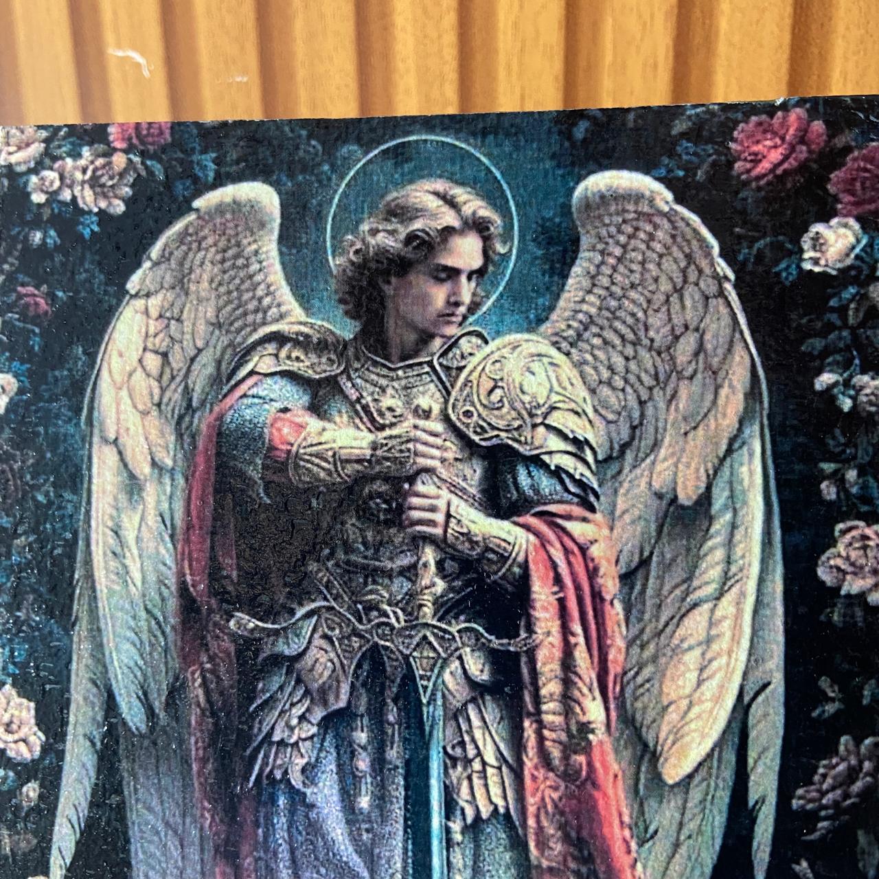 PLAQUINHA DE MESA MDF RESINADO SÃO MIGUEL ARCANJO 19CM x 13CM  (1 UNIDADE)