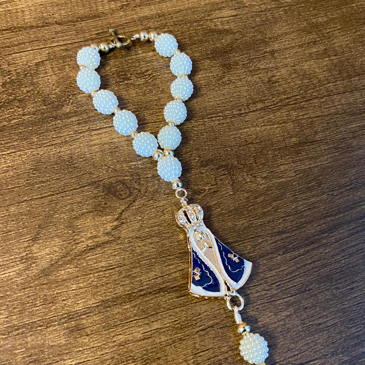 DEZENA PARA CARRO NOSSA SENHORA APARECIDA AMORA BRANCA 12MM MOD2 (3 UNIDADES)