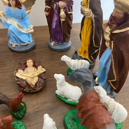 PRESÉPIO DE GESSO COLORIDO 16 PEÇAS 20CM (1 UNIDADE)