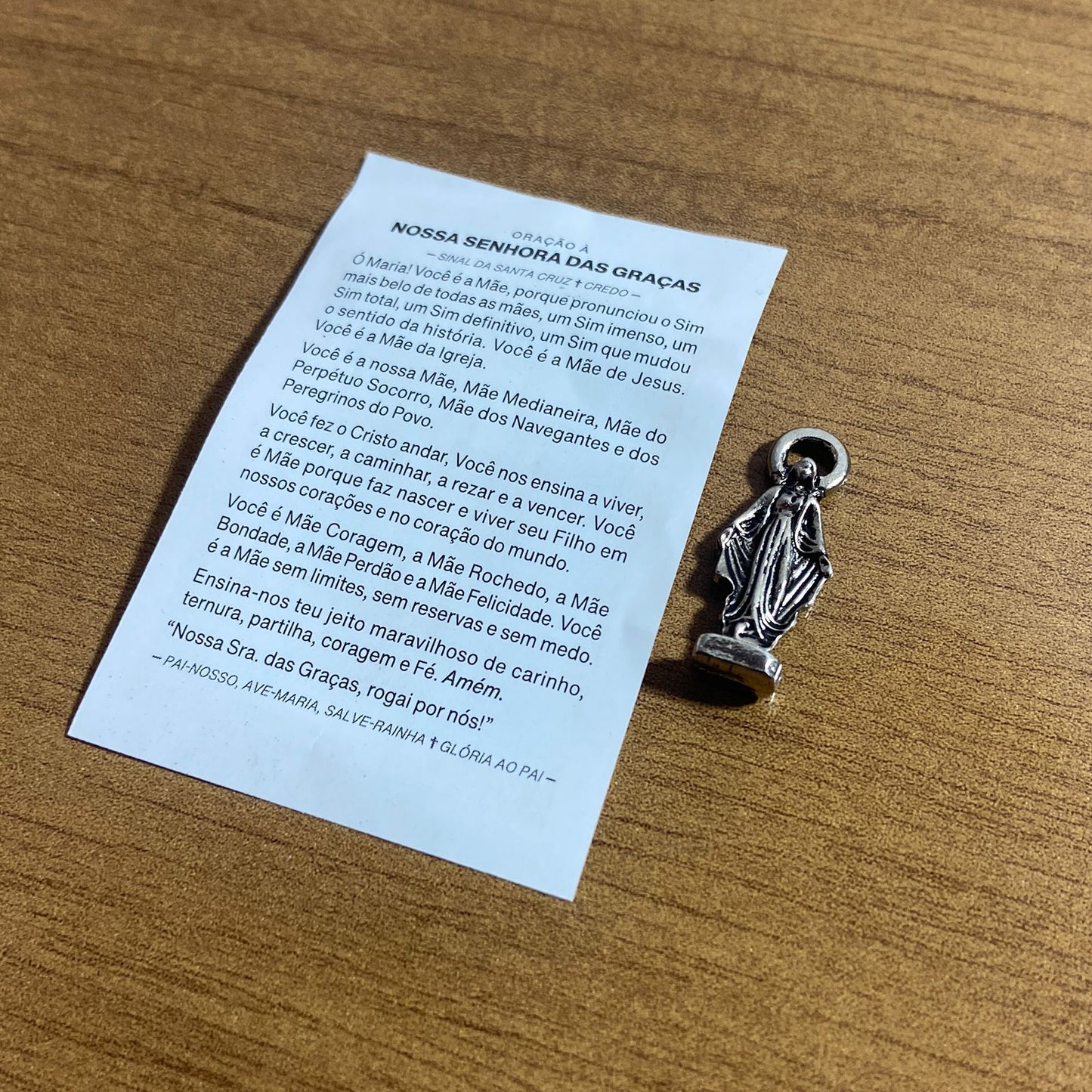 SANTO CHUMBO DE BOLSO NOSSA SENHORA DAS GRAÇAS (12 UNIDADES)