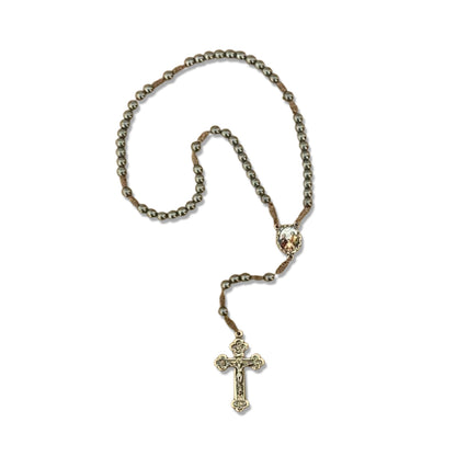 TERÇO DE HEMATITA SAGRADA FAMÍLIA 6MM (3 UNIDADES)