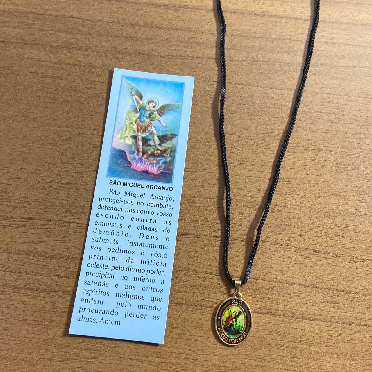 CORDÃO COM MEDALHA RESINADA SÃO MIGUEL ARCANJO (1 UNIDADES)