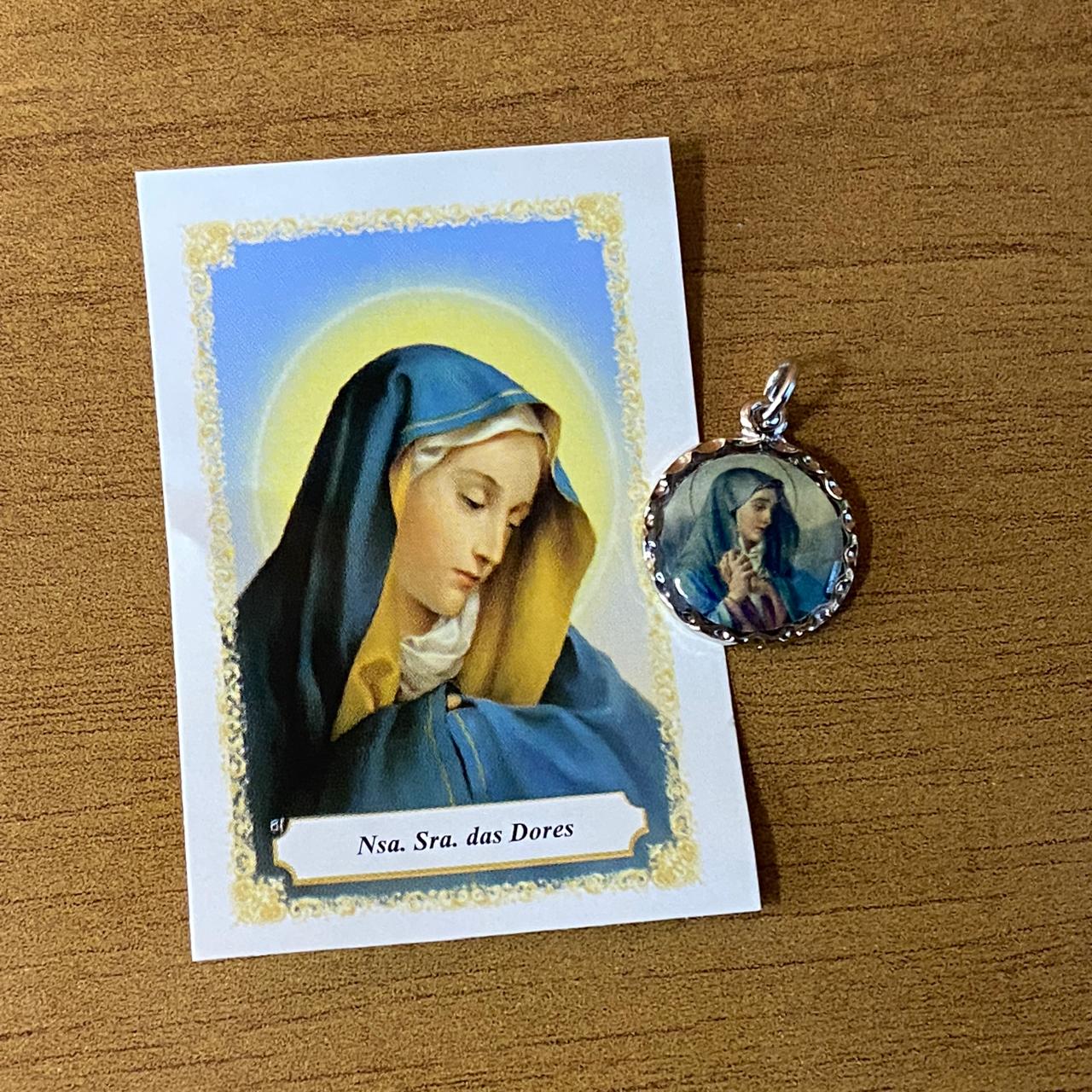 MEDALHA NÍQUEL RESINADA NOSSA SENHORA DAS DORES (6 UNIDADE)