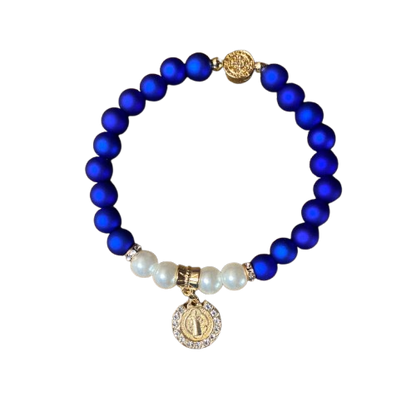 PULSEIRA PÉROLA  AZUL COM PINGENTE MEDALHA SÃO BENTO  (03 UNIDADE)