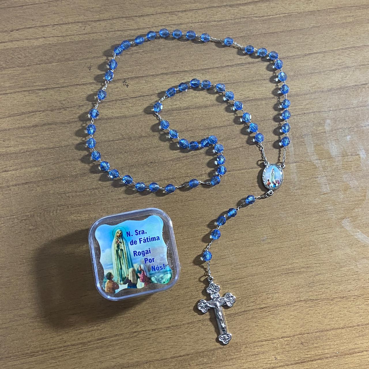TERÇO SEMICRISTAL NA CAIXINHA NOSSA SENHORA DE FÁTIMA 6MM (6 UNIDADES)