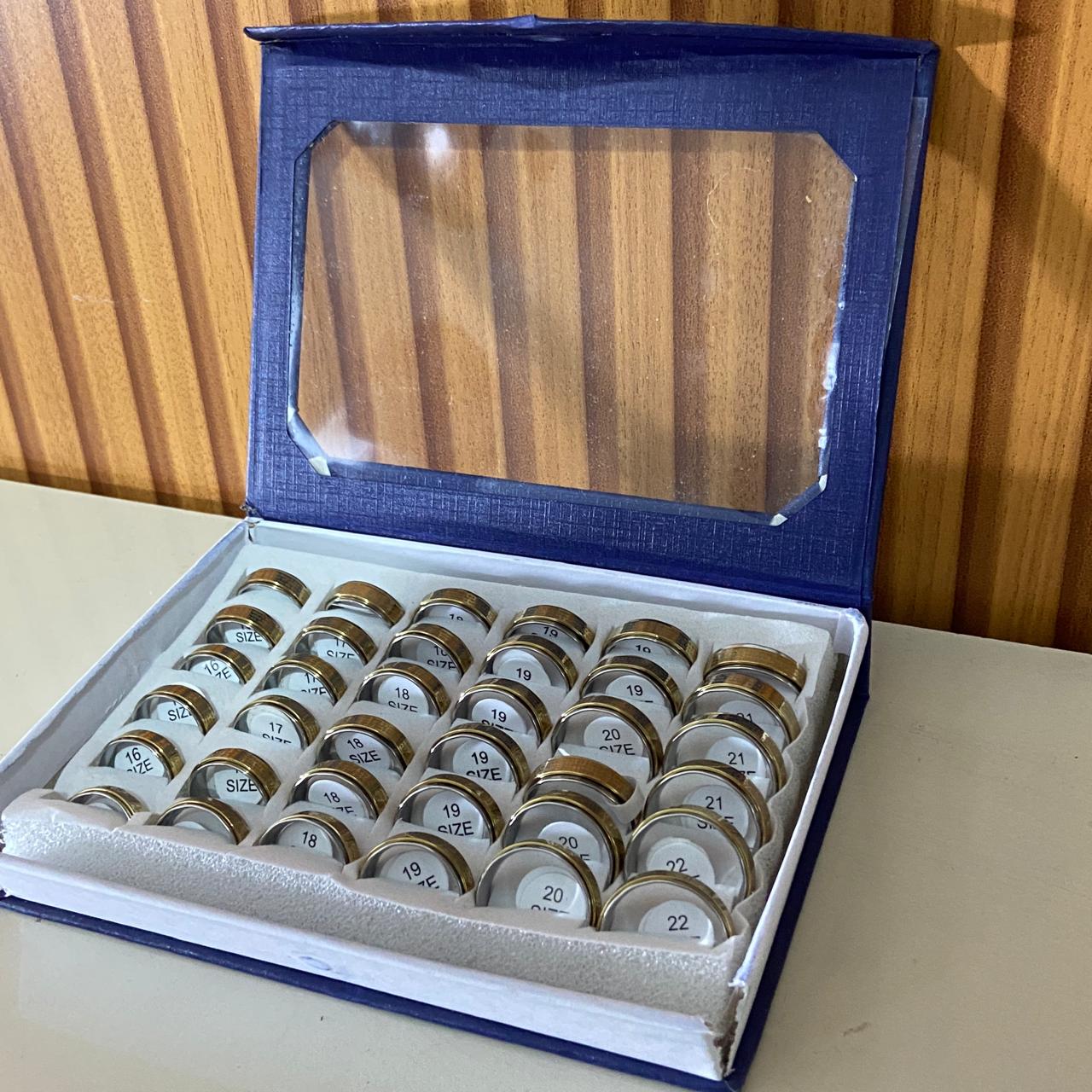 ANEL AÇO INOX COM DOURADO ORAÇÃO DO PAI NOSSO (36 UNIDADES)