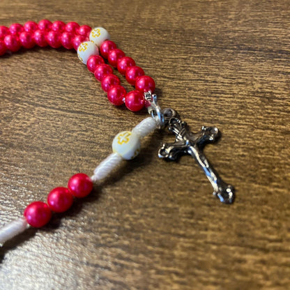 TERÇO PULSEIRA PÉROLA VERMELHA SÃO JORGE (6 UNIDADES)