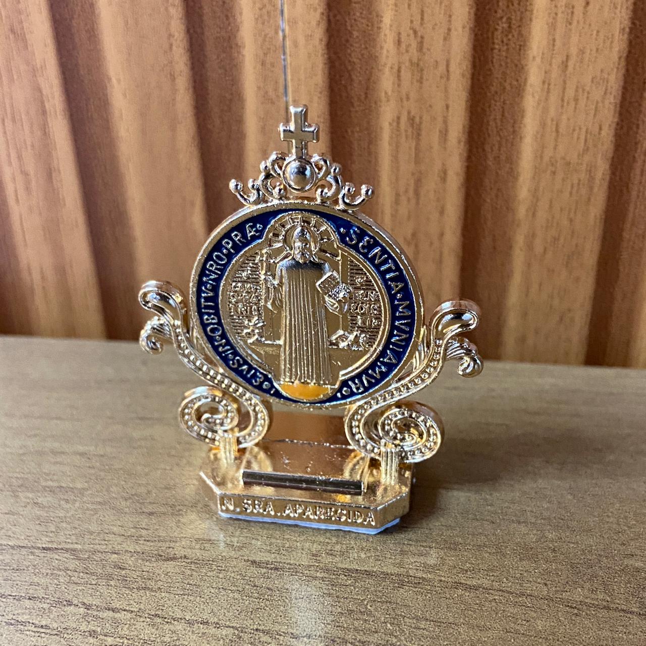 MEDALHÃO SÃO BENTO PARA CARRO DOURADO MOD3 (12 UNIDADES)