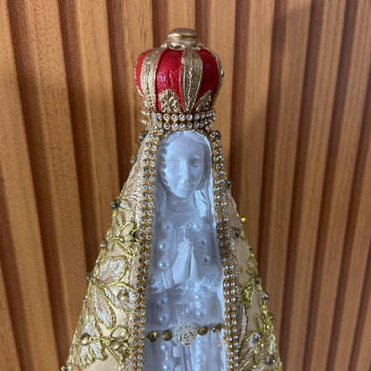IMAGEM DE GESSO NOSSA SENHORA APARECIDA BRANCA MANTO DOURADO COM STRASS MOD1 31CM (1 UNIDADE)