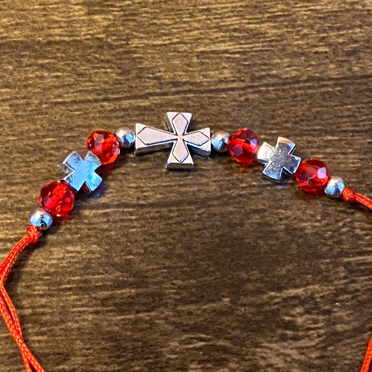 PULSEIRA REGULÁVEL CRISTAL VERMELHO COM CRUZ   ( 01 UNIDADE)