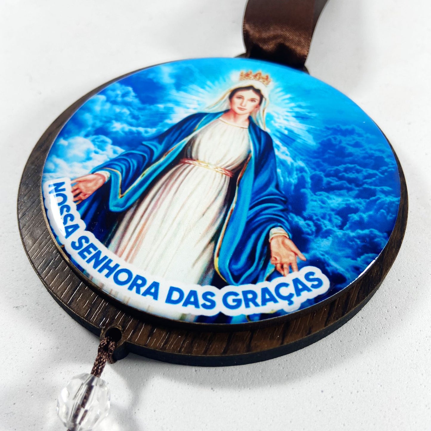 ADORNO ÚNICO REDONDO NOSSA SENHORA DAS GRAÇAS (1 UNIDADE)