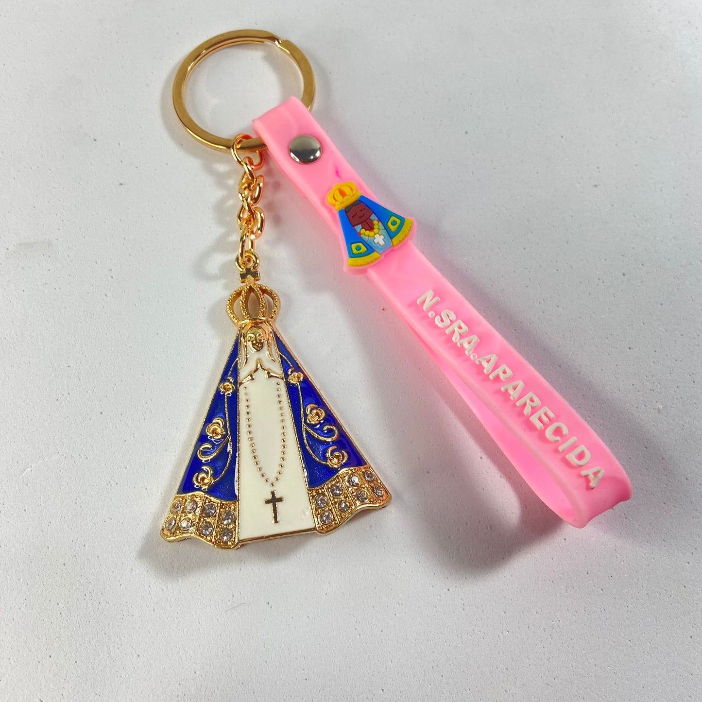CHAVEIRO NOSSA SENHORA APARECIDA COM FITA SILICONE ROSA (3 UNIDADES)