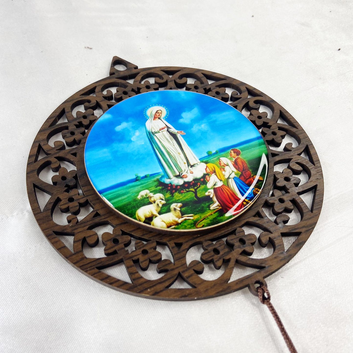 MANDALA MDF TABACO NOSSA SENHORA DE FÁTIMA 26CM (1 UNIDADE)