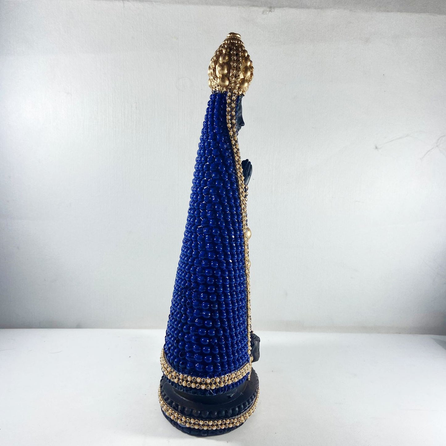 IMAGEM DE GESSO NOSSA SENHORA APARECIDA COM STRASS AZUL 31CM (1 UNIDADE)