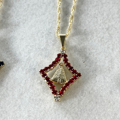 CORRENTE DOURADA NOSSA SENHORA APARECIDA COM STRASS CORES SORTIDAS (3 UNIDADES)