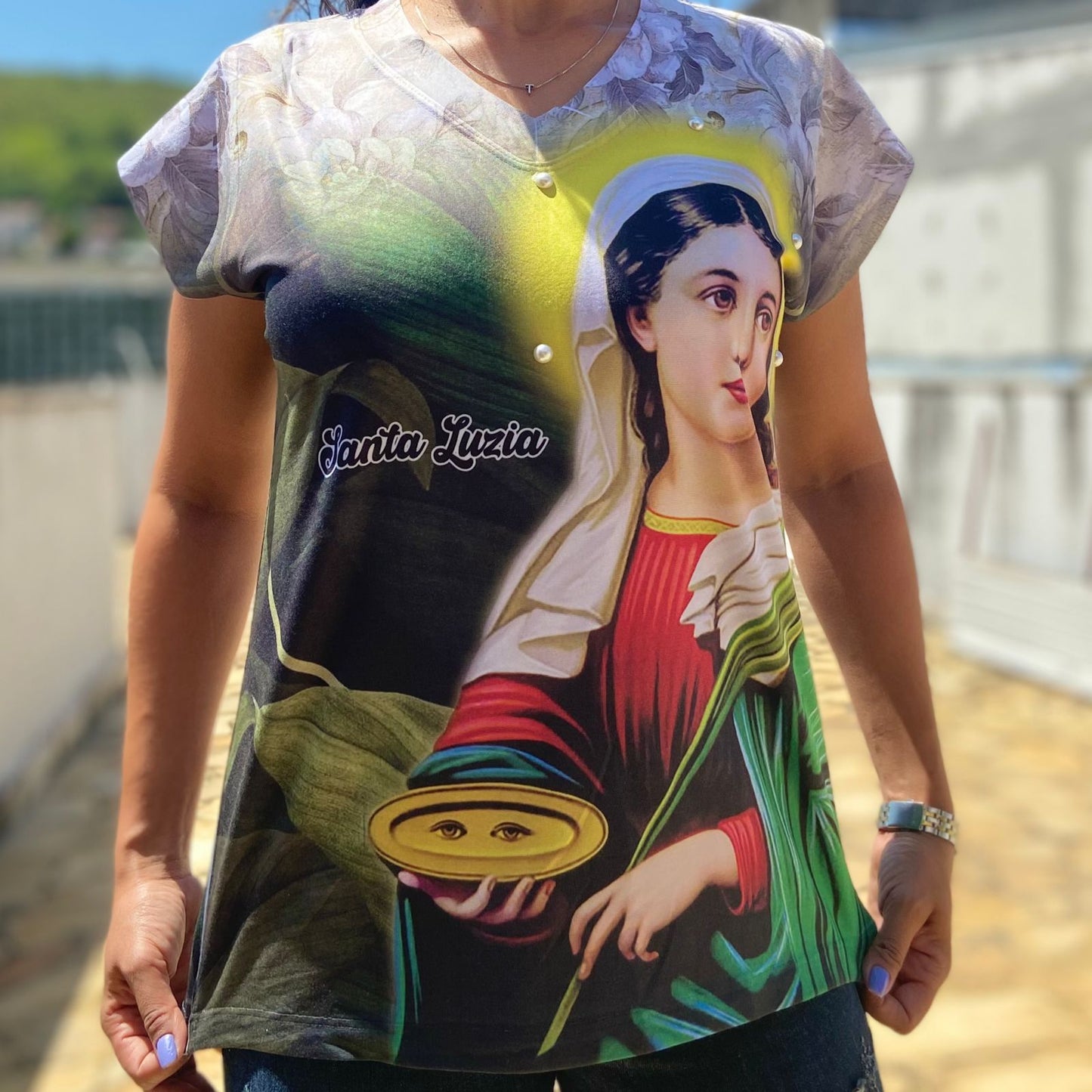 CAMISETA RELIGIOSA SANTA LUZIA MOD2 TAMANHO:M (1 UNIDADE)
