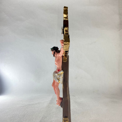 CRUCIFIXO DE RESINA NACIONAL COM MEDALHA SÃO BENTO 56CM (1 UNIDADE)