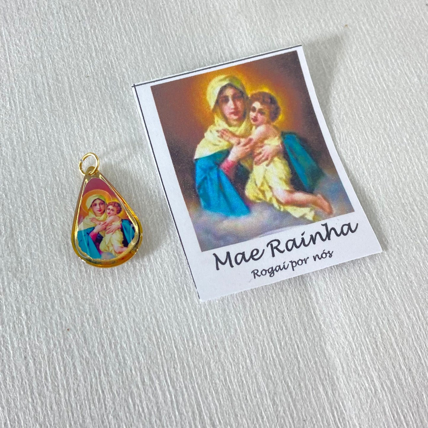 MEDALHA DUPLA FACE GOTA MÃE RAINHA (4 UNIDADES)