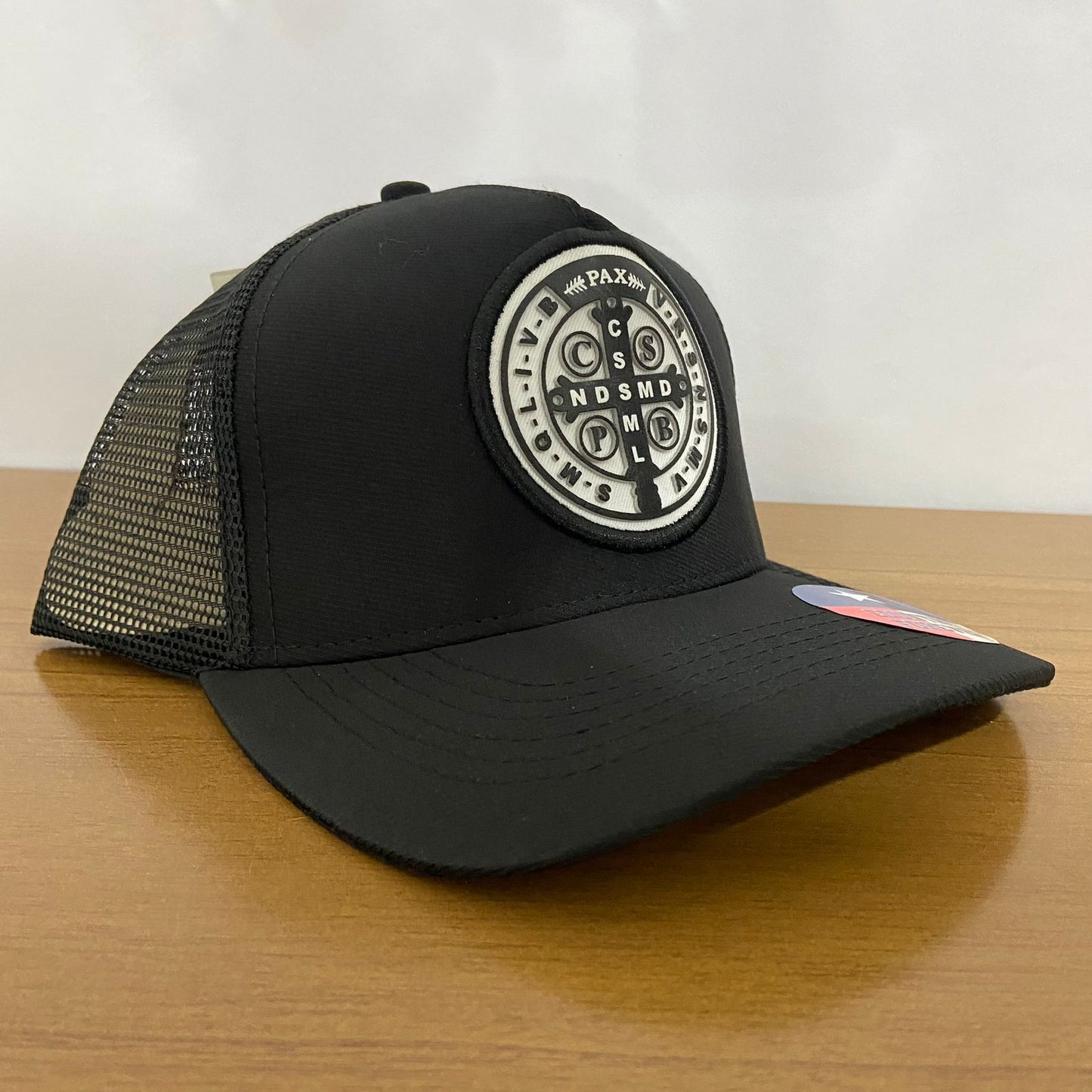 BONÉ MEDALHA SÃO BENTO PRETO (1 UNIDADES)