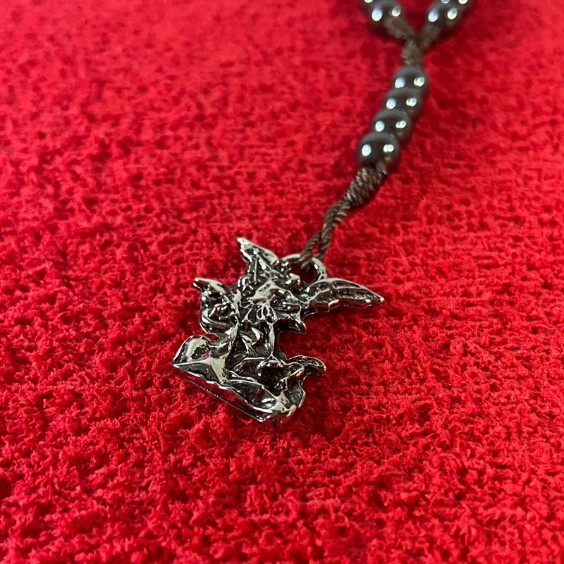 ROSÁRIO DE HEMATITA SÃO MIGUEL ARCANJO 4MM (3 UNIDADES)