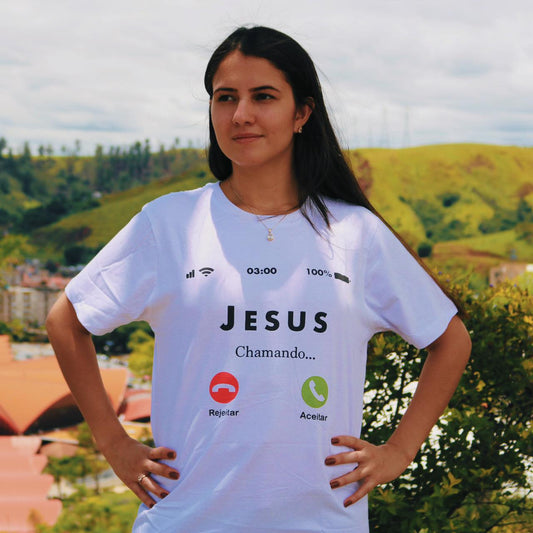 CAMISETA BRANCA  JESUS CHAMANDO TAMANHO M (1 UNIDADE)