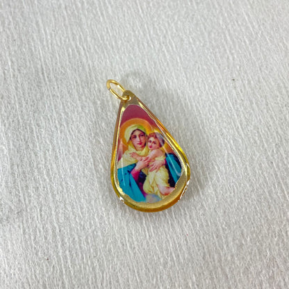 MEDALHA DUPLA FACE GOTA MÃE RAINHA (4 UNIDADES)