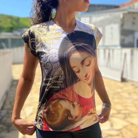 CAMISETA RELIGIOSA NOSSA SENHORA MÃE DA DIVINA PROVIDÊNCIA TAMANHO:G (1 UNIDADE)
