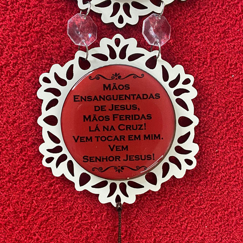 ADORNO TRIPLO REDONDO BRANCO MÃOS ENSANGUENTADAS DE JESUS (1 UNIDADE)