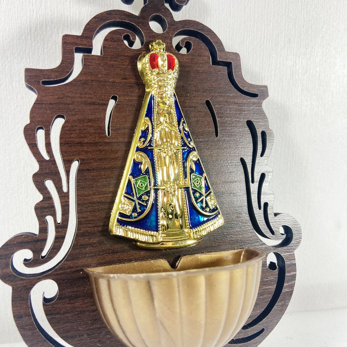 PORTA AGUA BENTA MDF NOSSA SENHORA APARECIDA EM RELEVO 18,5CM (1 UNIDADE)