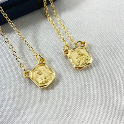 ESCAPULÁRIO DOURADO SAGRADO CORAÇÃO DE JESUS E NOSSA SENHORA DO CARMO M MOD2 (3 UNIDADES)