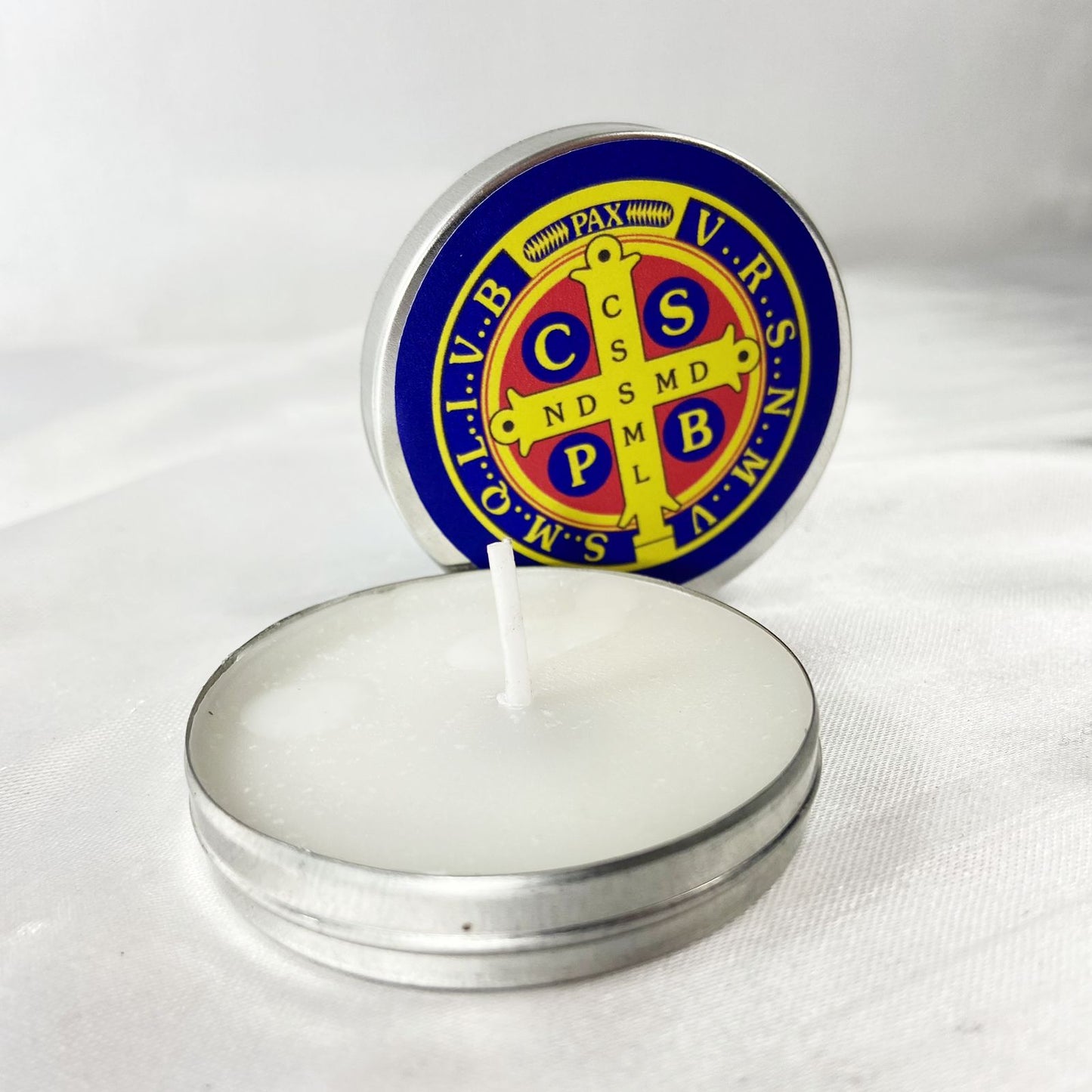 KIT LATA COM VELA AROMATIZADA MEDALHA SÃO BENTO (3 UNIDADES)