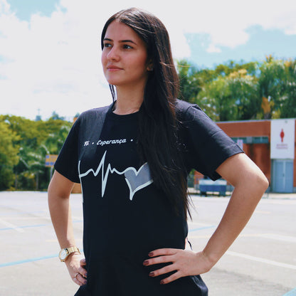 CAMISETA PRETA FÉ, ESPERANÇA E AMOR TAMANHO M (1 UNIDADE)
