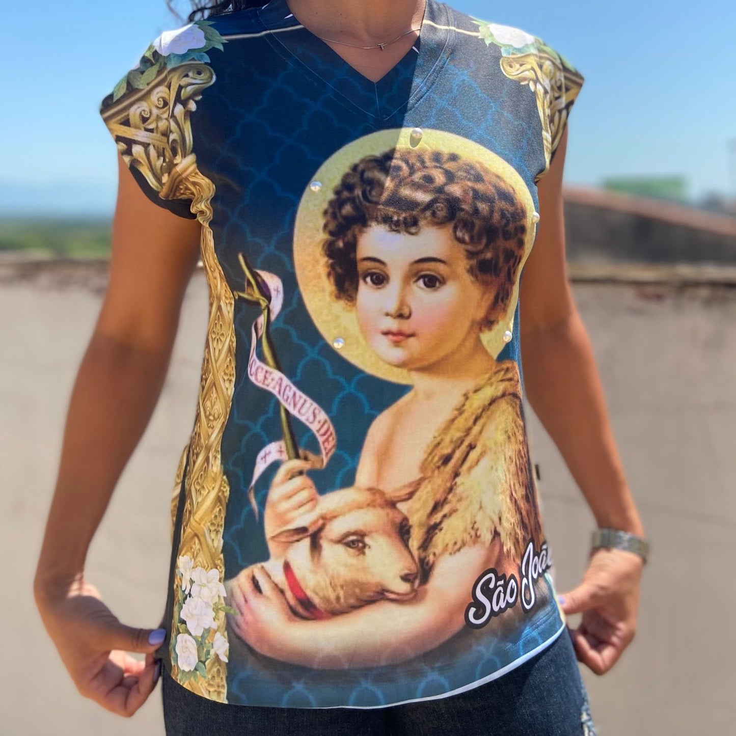 CAMISETA RELIGIOSA SÃO JOÃO BATISTA MENINO TAMANHO:M (1 UNIDADE)