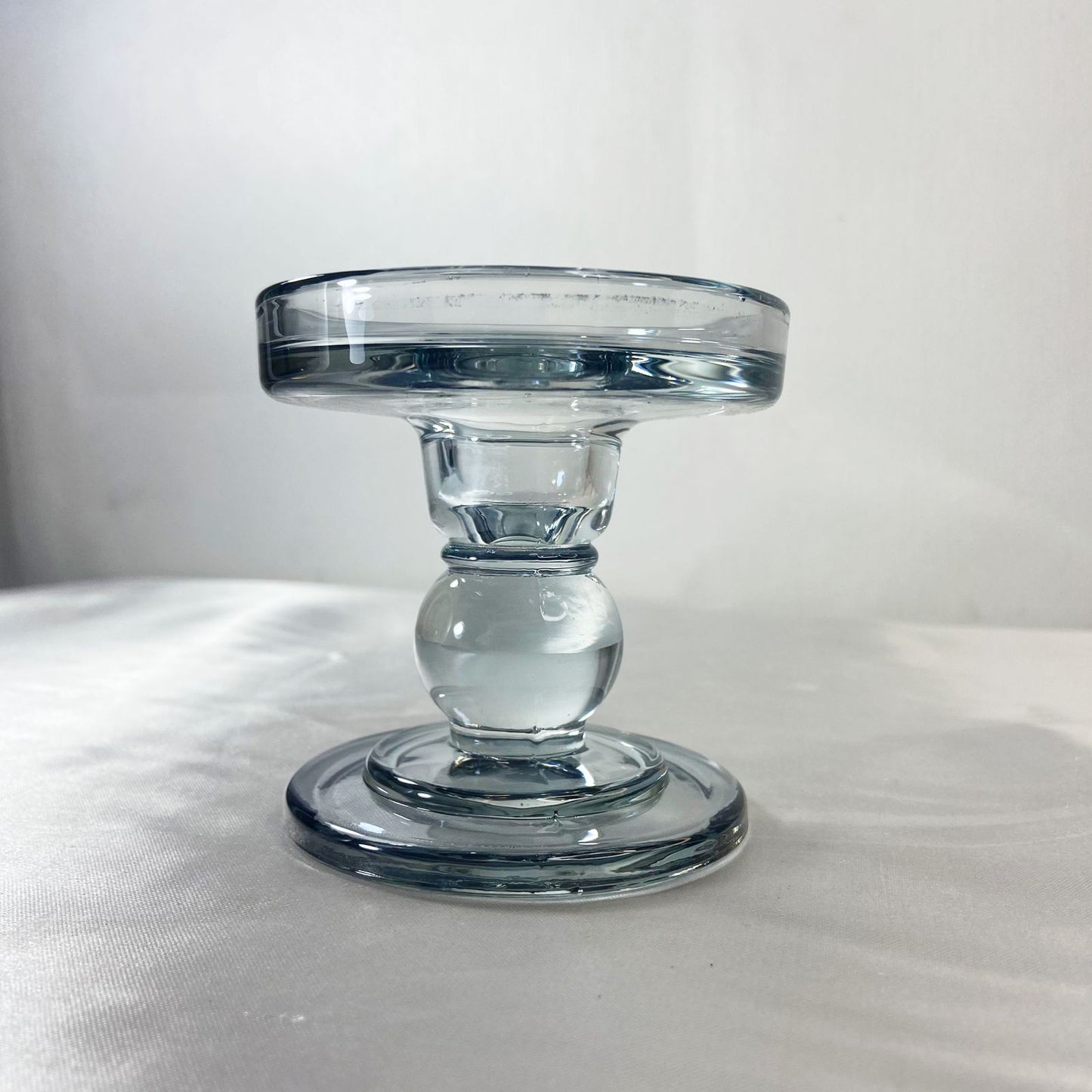 CASTIÇAL DE VIDRO PRETO 8,5CM (1 UNIDADE)