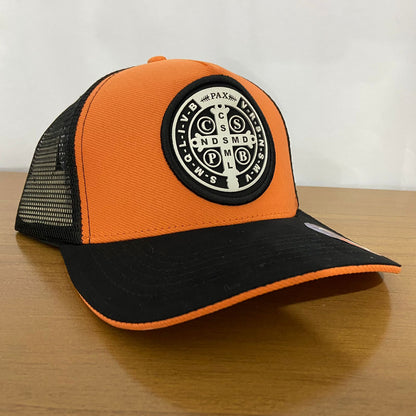 BONÉ MEDALHA SÃO BENTO PRETO E LARANJA (1 UNIDADES)