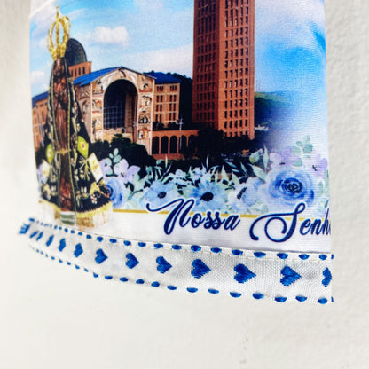 PANO DE PRATO NOSSA SENHORA APARECIDA BRANCO BORDADO AZUL (1 UNIDADE)