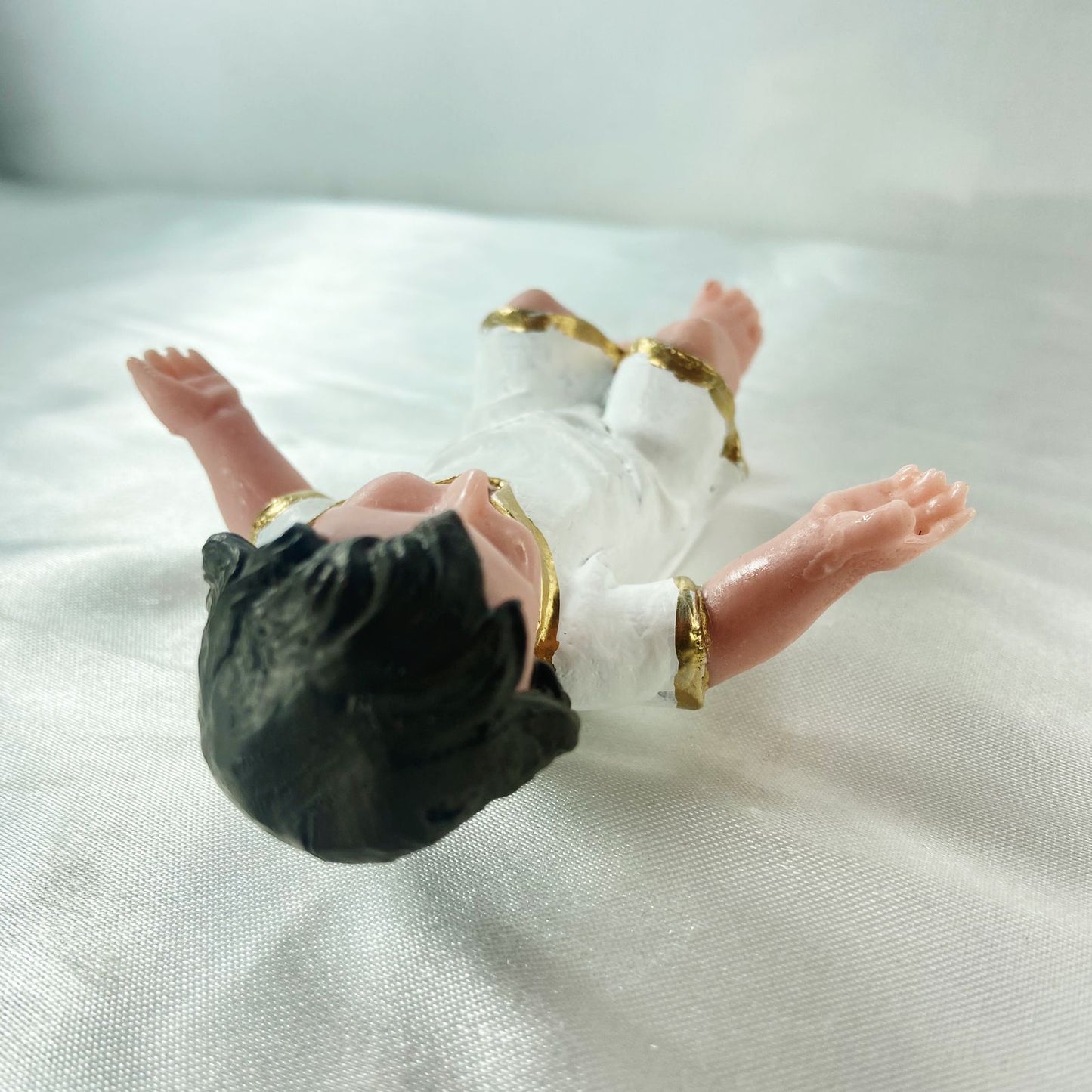 IMAGEM DE RESINA NACIONAL MENINO JESUS BRANCO 12CM (1 UNIDADE)