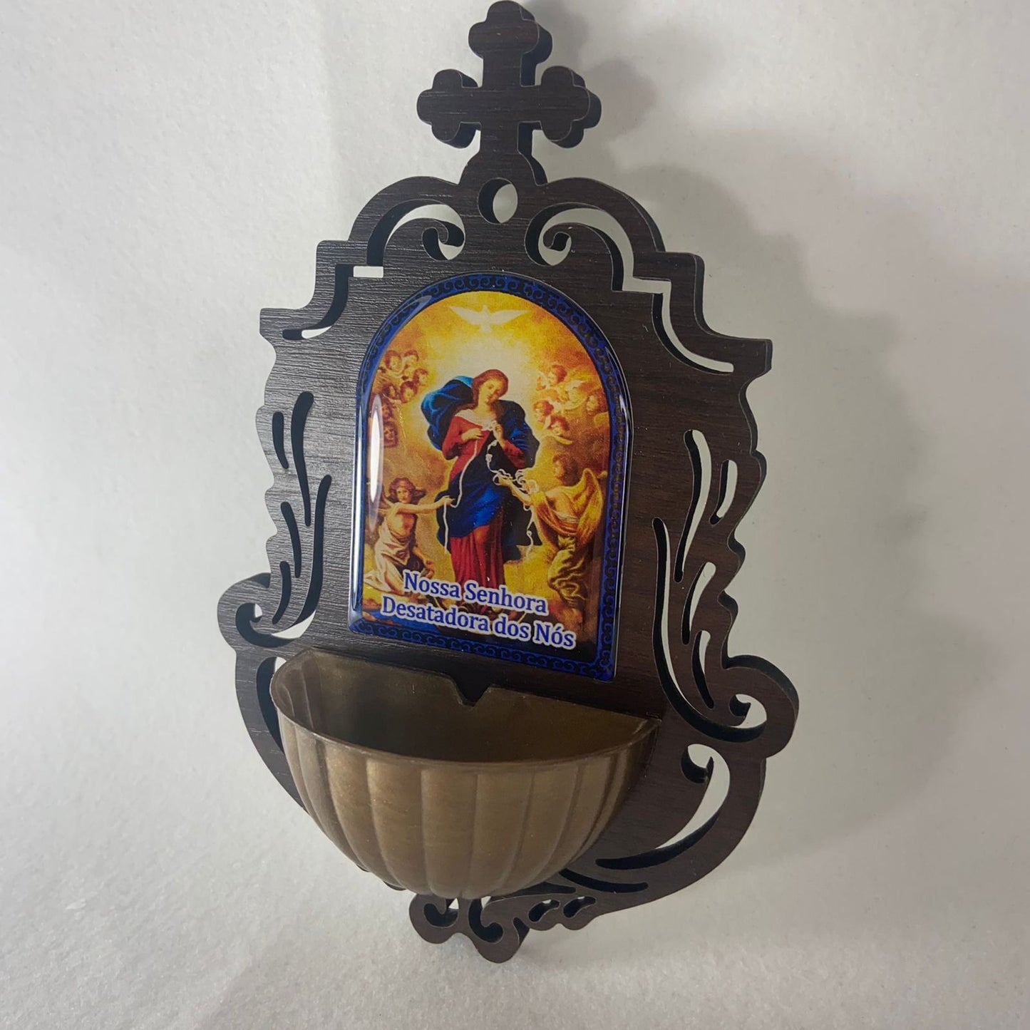 PORTA AGUA BENTA MDF NOSSA SENHORA DESATADORA DOS NÓS 16CM (1 UNIDADE)